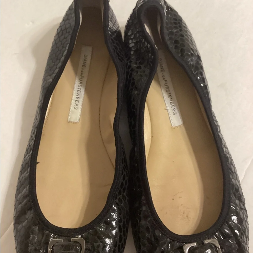 Diana Von Furstenberg Ballet Flats Snakeprint Size 7 M - Picture 5 of 6